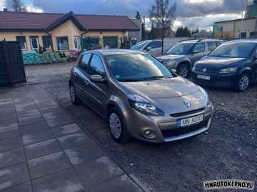 Renault Clio III Hatchback 5d Phase II 1.2 TCe 16v 100KM 2012 Renault Clio RENAULT CLIO 1200 benzyna super s..., zdjęcie 1