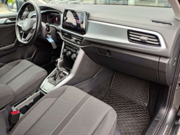 Volkswagen T-Roc I SUV Facelifting 1.5 TSI ACT 150KM 2022 Volkswagen T-Roc DSG, ACC, Podgrzewane fotele i kierownica, Serwis ASO, PL, zdjęcie 3