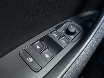 Skoda Karoq Crossover Facelifting 1.5 TSI ACT 150KM 2024 Skoda Karoq Selection ! Podgrzewane Fotele ! Podgr, zdjęcie 22