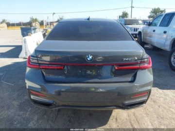 BMW Seria 7 G70 2022 BMW Seria 7 2022 BMW 7 Series 740i Sedan 3.0 Benzyna 335KM, zdjęcie 3
