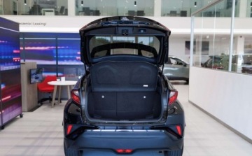 Toyota C-HR I Crossover Facelifting 1.8 Hybrid 122KM 2023 Toyota C-HR 1.8 Hybrid Style 1.8 Hybryda 122KM, zdjęcie 22