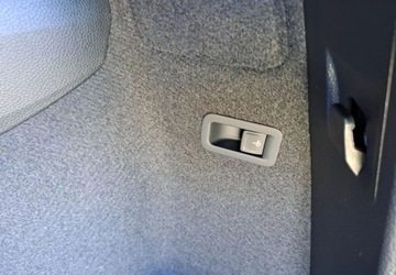 Skoda Karoq Crossover Facelifting 1.5 TSI ACT 150KM 2025 Skoda Karoq 1.5 TSI 150KM DSG EDITION 130, fabryczny hak, od reki 1.5, zdjęcie 8