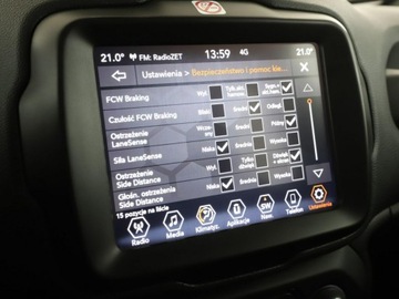 Jeep Renegade SUV Plug-In Seria 2/3 1.3 Turbo 4xe PHEV 240KM 2022 Jeep Renegade 1.3 T4 4xe Plug-in Hybrid Nawigacja, zdjęcie 25
