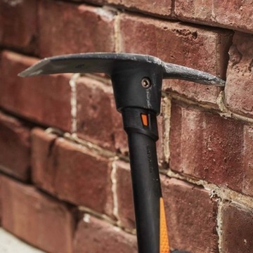 КОРОЧКА С ТОЧКОЙ ISOCORE S 36CM 1062937 FISKARS