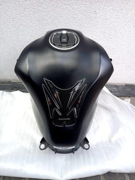 Kawasaki z900 zbiornik paliwa bak 2017+