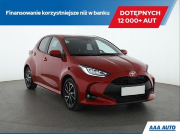 Toyota Yaris IV Hatchback 1.5 Dynamic Force 125KM 2022 Toyota Yaris 1.5 VVT-i, Salon Polska