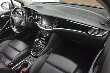 Opel Astra K Sports Tourer 1.6 CDTI 110KM 2017 Opel Astra 1.6CDTI doinwestowany bezwypadkowy, zdjęcie 17