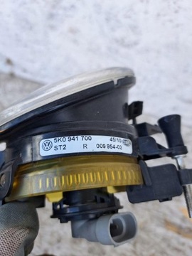 VW GOLF 6 VI 5K0941669L HALOGEN LEVÝ