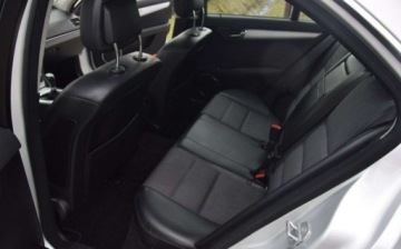 Mercedes Klasa C W204 Limuzyna 1.8 180 K 156KM 2008 Mercedes-Benz Klasa C 1.8B Kompresor 100 TYS KM Super Stan Sprowadzony Opl, zdjęcie 28