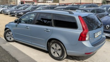 Volvo V50 1.6 DRIVe 109KM 2009 Volvo V50 1.6D 109PS OPŁACONY Bezwypadkowy Serwis, zdjęcie 6