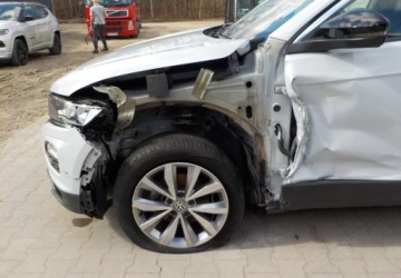 Volkswagen T-Roc I SUV 1.6 TDI 115KM 2019 Volkswagen T-Roc Okazja 1.6 Diesel 116KM, zdjęcie 13