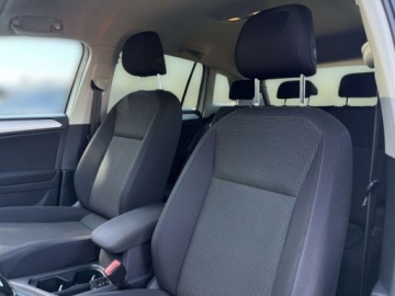 Volkswagen Tiguan II SUV 1.5 TSI EVO 130KM 2019 Volkswagen Tiguan TSI 130KM Trendline LED Keyless Tempomat Bluetooth, zdjęcie 3