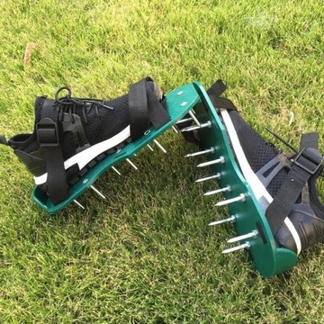 AERATOR WERTYKULATOR DO TRAWNIKÓW NAPOWIETRZANIA KOLCE BUTY NAKŁADKI TRAWY
