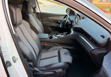 Peugeot 5008 II Crossover 1.6 THP 180KM 2019 Peugeot 5008 ALLRUE 1.6PT 180ps AutoMat8biegowy 7Foteli FullLed MartwePole, zdjęcie 20