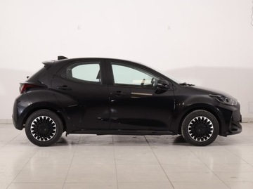 Toyota Yaris IV Hatchback 1.5 Hybrid Dynamic Force 116KM 2021 Toyota Yaris 1.5 VVT-i Hybrid, Salon Polska, zdjęcie 5