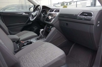 Volkswagen Tiguan II SUV Facelifting 2.0 TDI 150KM 2022 Volkswagen Tiguan 2.0 TDI CR 150 KM DSG, Kamera, Virtual, Salon PL, FV23,, zdjęcie 25
