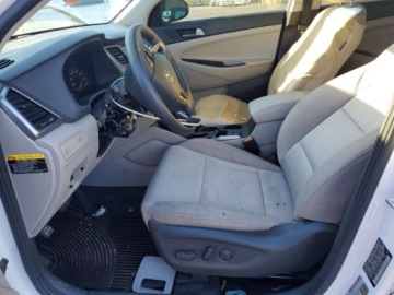 Hyundai Tucson III 2016 Hyundai Tucson 2016 HYUNDAI TUCSON SE 2.0 Benzyna 142KM, zdjęcie 7