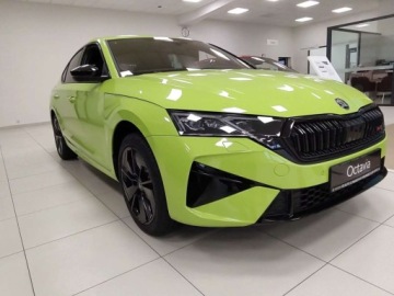 Skoda Octavia IV 2026 Skoda Octavia Skoda Octavia RS 2,0 TSI 195 kW 7- biegowa DSG 2.0 Benzyna, zdjęcie 4