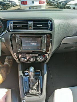 Volkswagen Jetta VI 2016 Volkswagen Jetta 1.8 TFSI 170 KM, Automat, Skóra,, zdjęcie 13