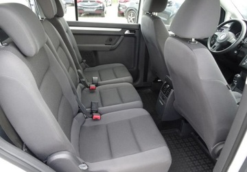 Volkswagen Touran II 1.2 105KM 2014 Volkswagen Touran 1.2 TSI 105KM 7 Foteli Serwis Oplacony Super Stan, zdjęcie 19