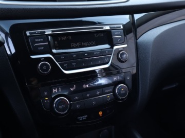 Nissan Qashqai II Crossover 1.2 DIG-T 115KM 2016 Nissan Qashqai 1.2 DIG-T, Salon Polska, Automat, zdjęcie 11