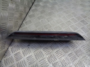 ŚWIATŁO STOPU VW PASSAT B5 3B5945121