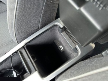 Volvo C30 Hatchback 3d 1.6 100KM 2009 Volvo C30 1.6 Momentum 100KM 2009r, zdjęcie 26