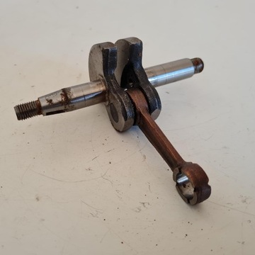 ШАТУН КОЛЕНВАЛА JCB PHT24F