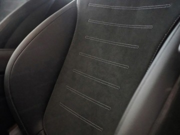 Mercedes GLC C254/X254 Coupe 2.0 200 204KM 2026 GLC Coupe 200 4-Matic AMG Line 2.0 (204KM) 2026, zdjęcie 4