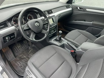 Skoda Superb II Outdoor 1.6 TDI CR DPF 105KM 2014 Škoda Superb Skoda Superb 1.6 TDI 105KM 2014r., zdjęcie 10