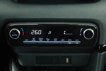 Toyota Yaris IV Hatchback 1.5 Hybrid Dynamic Force 116KM 2022 Toyota Yaris 1.5 VVT-i Hybrid, Salon Polska, zdjęcie 11