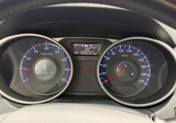 Hyundai ix35 SUV Facelifting 1.6 GDI 135KM 2014 Hyundai ix35 1,6 135KM Kamera Navi LED Climatronic Bezwypadkowy Dla wymaga, zdjęcie 13