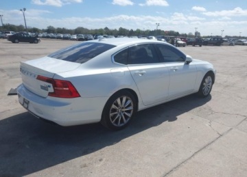 Volvo S90 II Sedan 2.0 T6 320KM 2017 Volvo S90 2017r., T6 Momentum, 2L, od ubezpieczalni 2.0 Benzyna 320KM, zdjęcie 3