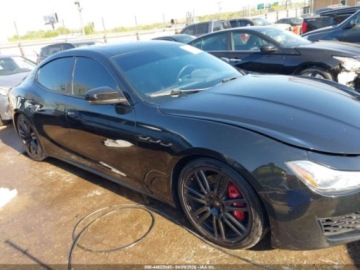 Maserati Ghibli III 2019 Maserati Ghibli MASERATI GHIBLI S 3.0 Benzyna 424KM, zdjęcie 1