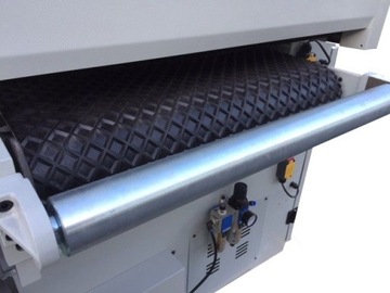 ЗИМНЯЯ ШИРОКОЛЕНТОЧНАЯ ШЛИФОВАЛЬНАЯ МАШИНА SANDOMAT RP 630 DELUXE