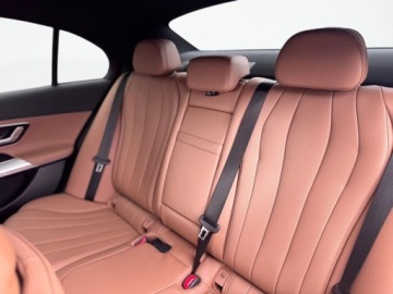 Mercedes Klasa E W214 Sedan 2.0 220d 197KM 2025 Mercedes-Benz Klasa E 2.0 Diesel 197KM, zdjęcie 11