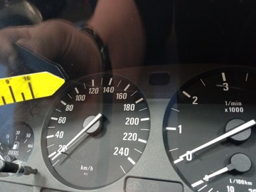 BMW 5 E39 PŘÍSTROJOVÁ DESKA BUDÍKY DIESEL EU 6903800