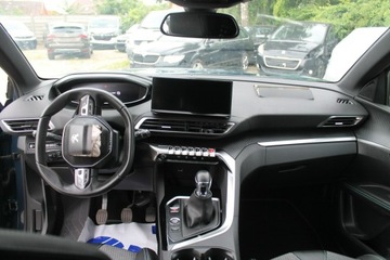 Peugeot 5008 II Crossover Facelifting 1.2 PureTech 130KM 2023 Peugeot 5008 ROK 2023 POJ 1,2 131 KM, zdjęcie 10