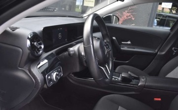 Mercedes Klasa A W177/V177 Hatchback 2.0 200d 150KM 2021 Mercedes-Benz Klasa A Mercedes-Benz Klasa A 2.0 Diesel 150KM, zdjęcie 6
