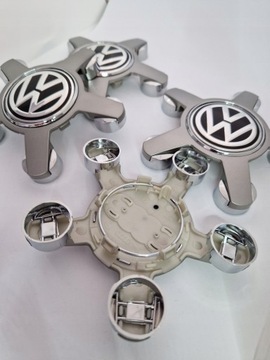 VW КРЫШКИ НА ЛЕГКОСПЛАВНЫЕ ДИСКИ ОТ AUDI 135мм 4F0601165N