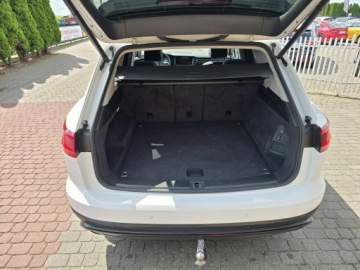 Volkswagen Touareg III SUV 3.0 V6 SCR TDI 231KM 2021 Volkswagen Touareg 3.0 V6 TDI 4Motion DSG Panorama dach Salon Polska, zdjęcie 31