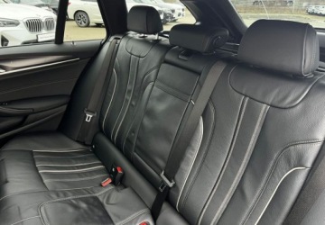 BMW Seria 5 G30-G31 Touring Facelifting 2.0 530i 252KM 2021 BMW Seria 5 530i 252 KM Laser M Sport Panorama Hak Navi ACC Head Up Shadow, zdjęcie 13