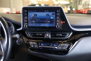 Toyota C-HR I Crossover Facelifting 2.0 Hybrid Dynamic Force 184KM 2019 Toyota C-HR 2.0 Hybrid Selection 2.0 Hybryda 184KM, zdjęcie 12