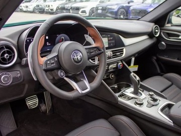 Alfa Romeo Giulia II Sedan Facelifting 2023 2.0 GME Turbo 280KM 2025 ALFA ROMEO Giulia Turbo Intensa Q4 Sedan 2.0 (280KM) 2025, zdjęcie 4