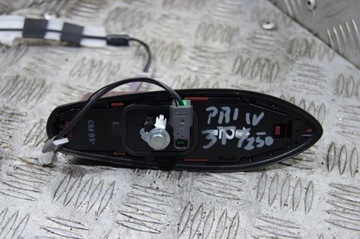 ANTÉNA STŘEŠNÍ PRIUS IV 4 3T7