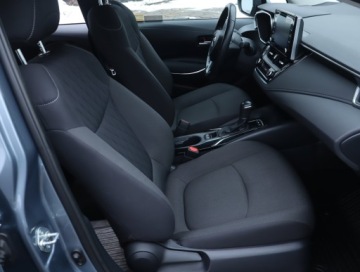 Toyota Corolla XII Sedan 1.8 Hybrid 122KM 2022 Toyota Corolla 1.8 Hybrid, Salon Polska, zdjęcie 8