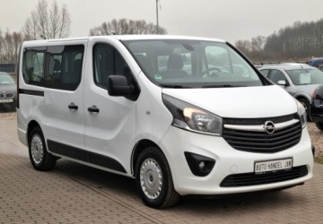 Opel Vivaro B Kombi Extra Long H1 2,9t 1.6 BiTurbo 125KM 2017 Opel Vivaro 1,6 Diesel 125km 6-Biegow Klima Serwis 9-osob 1.6 Diesel, zdjęcie 10