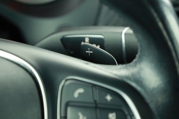 Mercedes GLA I Off-Roader Facelifting 1.6 180 122KM 2019 Mercedes GLA GLA 180, Salon Polska, Automat, zdjęcie 15