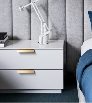 Мебельная ручка премиум-класса с латунной кромкой 96 мм.