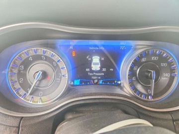 Chrysler 300C II 2022 Chrysler 300 2022 CHRYSLER 300 TOURING L 3.6 Benzyna 292KM, zdjęcie 10